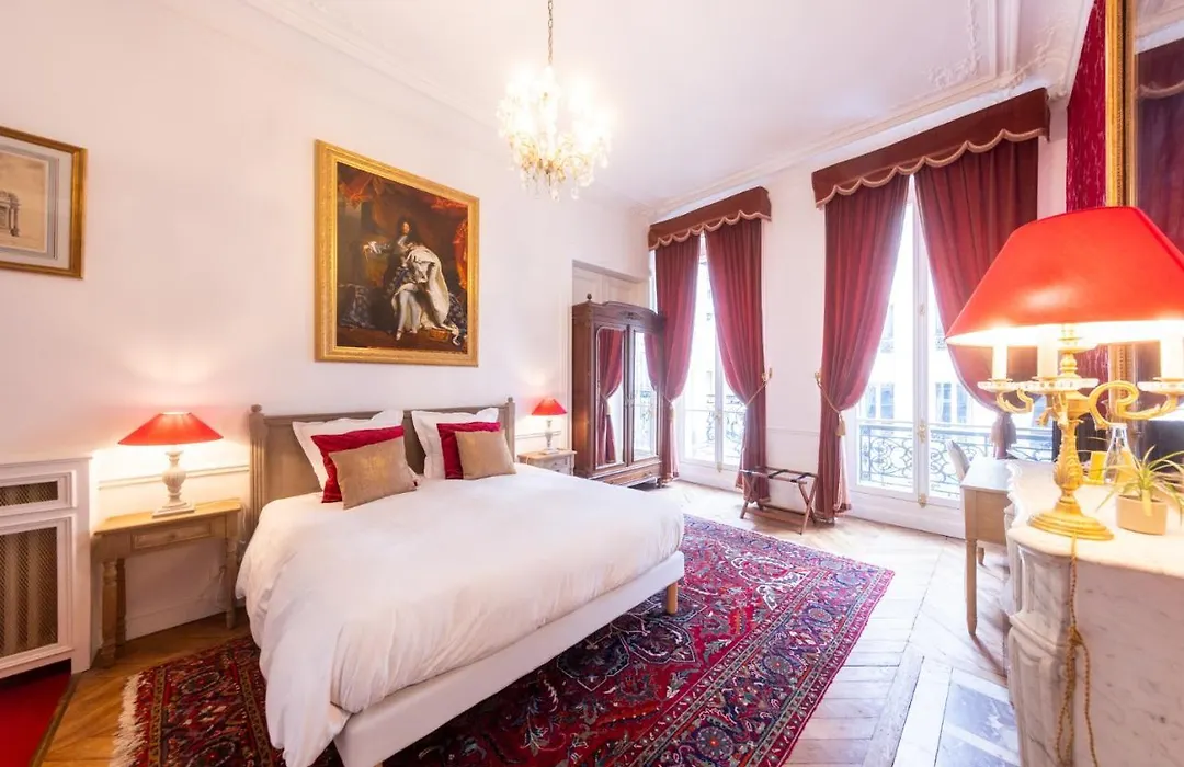 Maison de Lignières - Bed&Breakfast - Paris quartier Champs-Elysées-1