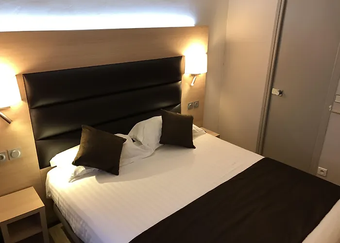 Hotel Unic Renoir Saint Germain à Paris